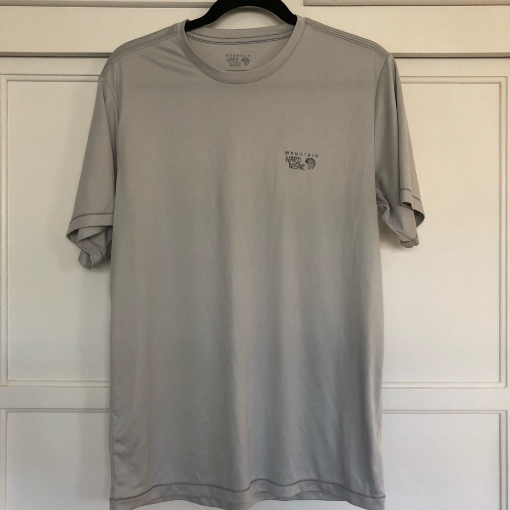 Men’s Mountain Hardware Athletic Shirt - MEDIUM